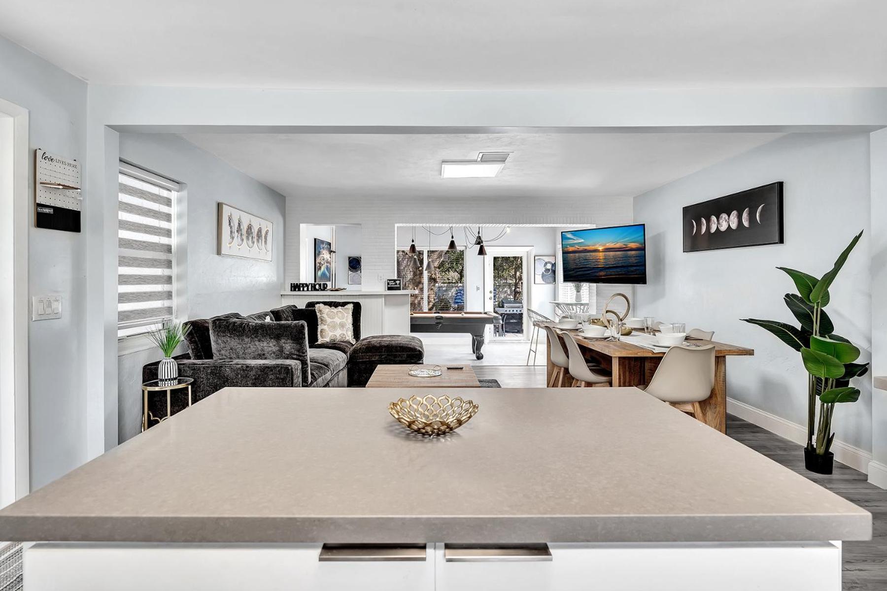 Hard Rock & Casino Getaway 3 Bdrm *